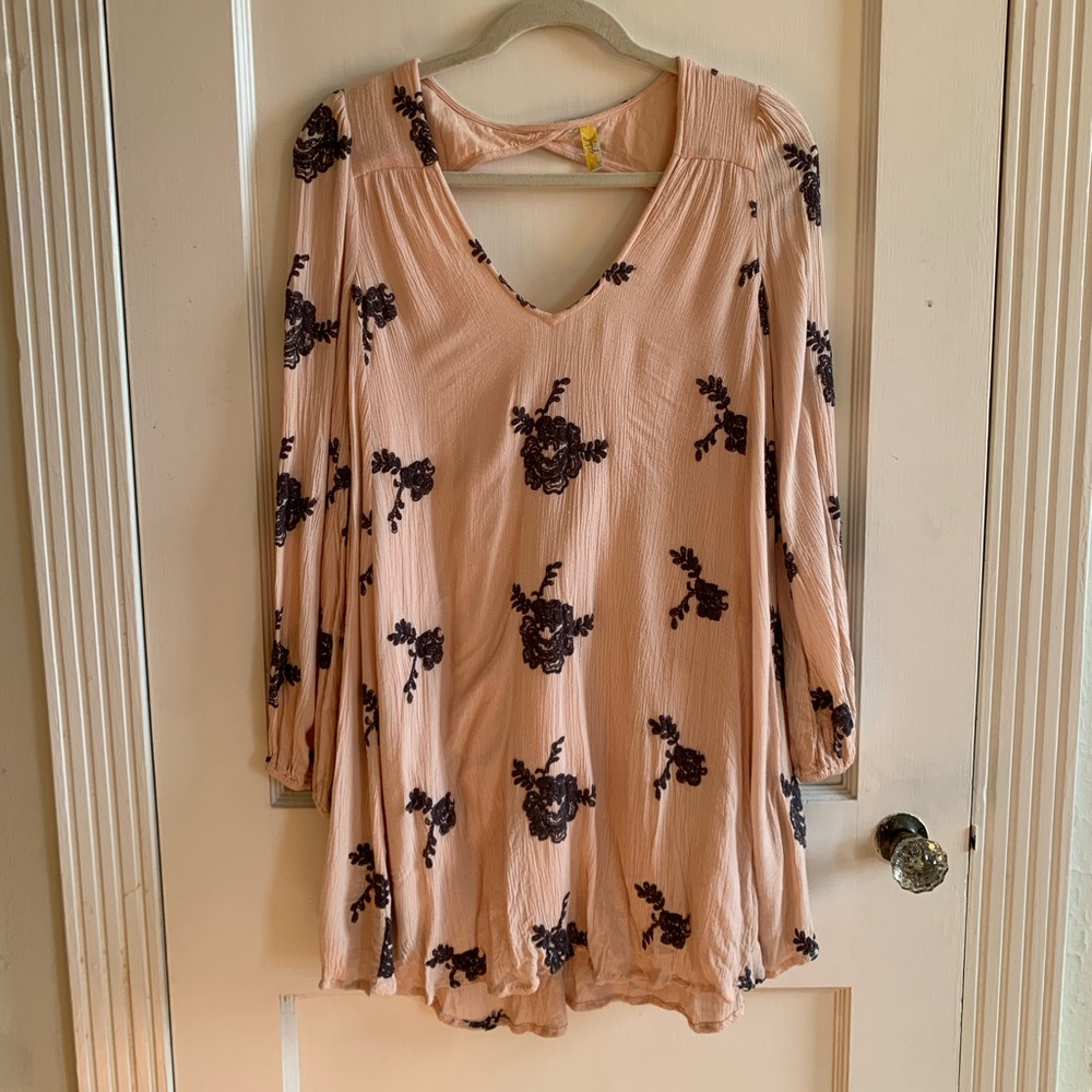Free People light pink embroidered floral dress